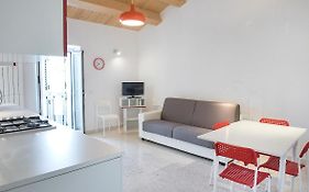 S222 - Sirolo, Nuovissimo Bilocale In Villetta 1P
